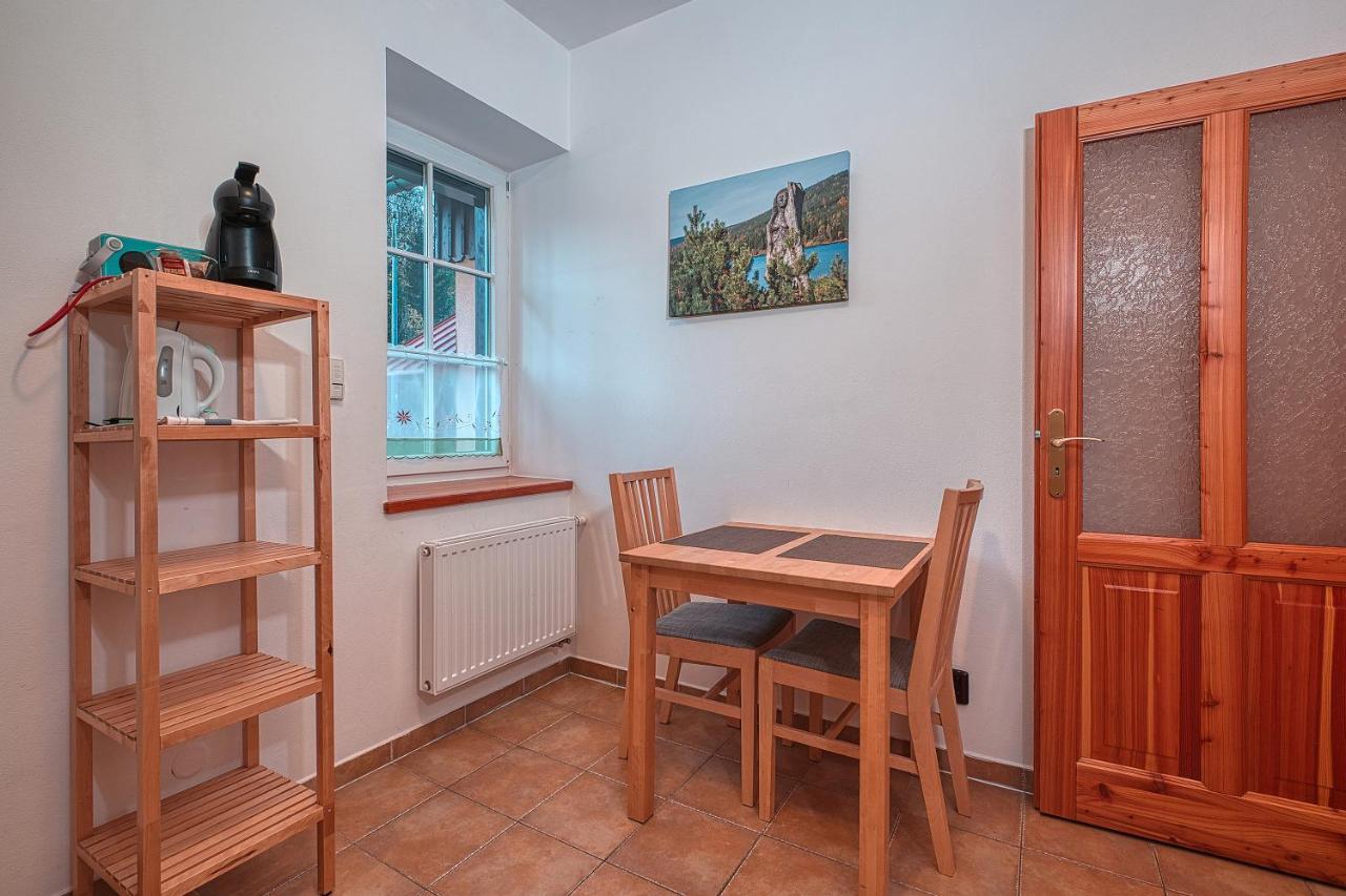 Apartments White - Hill Черни Дул Екстериор снимка