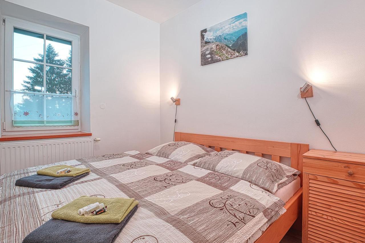 Apartments White - Hill Черни Дул Екстериор снимка