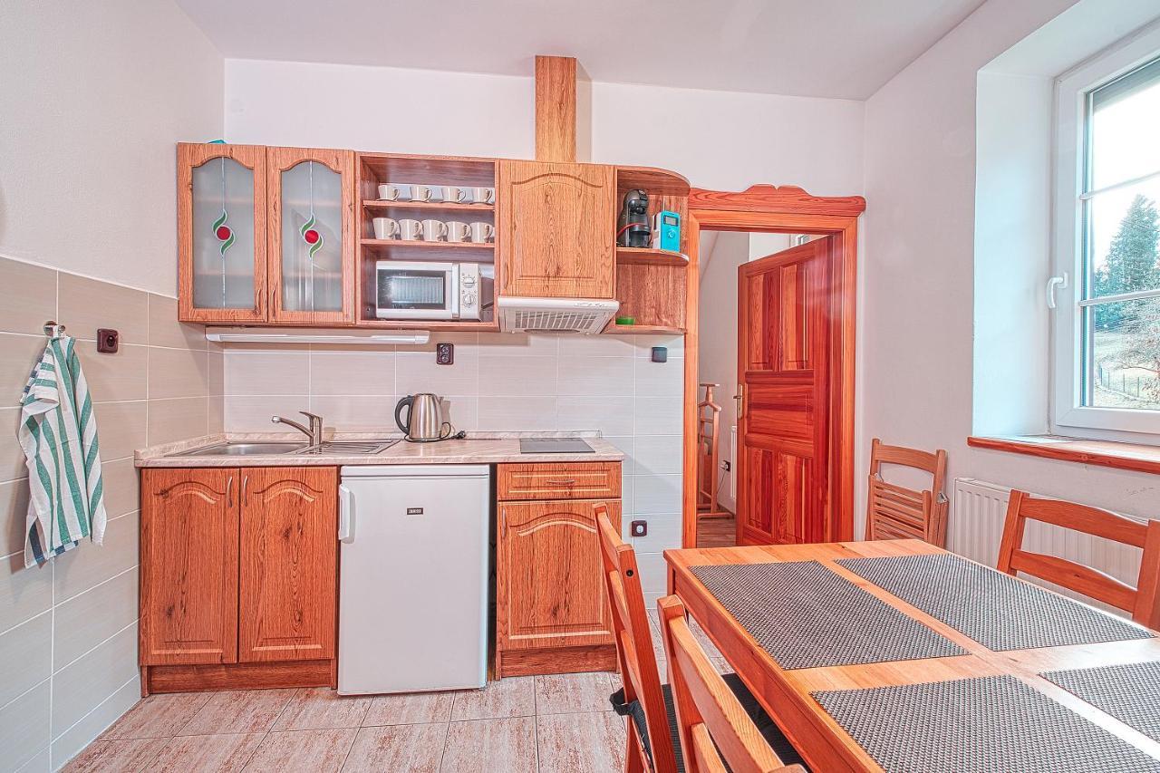 Apartments White - Hill Черни Дул Екстериор снимка