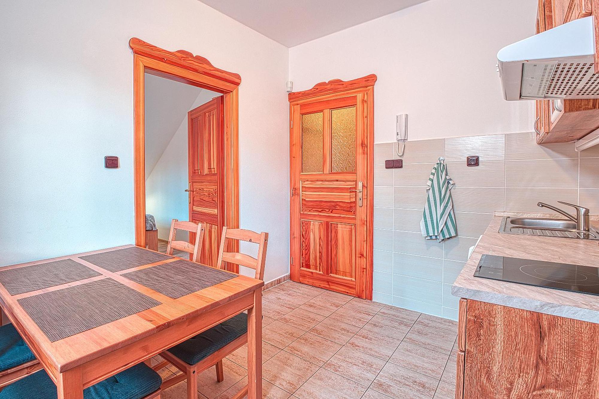Apartments White - Hill Черни Дул Стая снимка